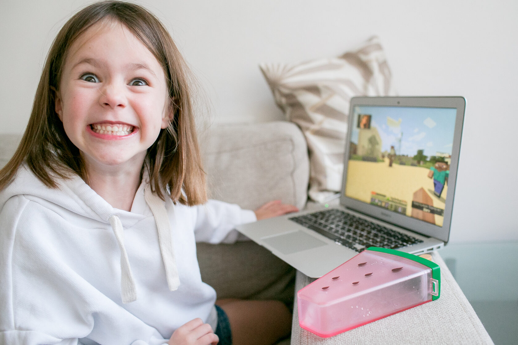 Happy Nicole with PlaySEND